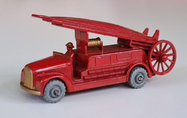 Vintage Matchbox 9 Dennis Fire Engine with Escape Ladder Diecast model 1950's